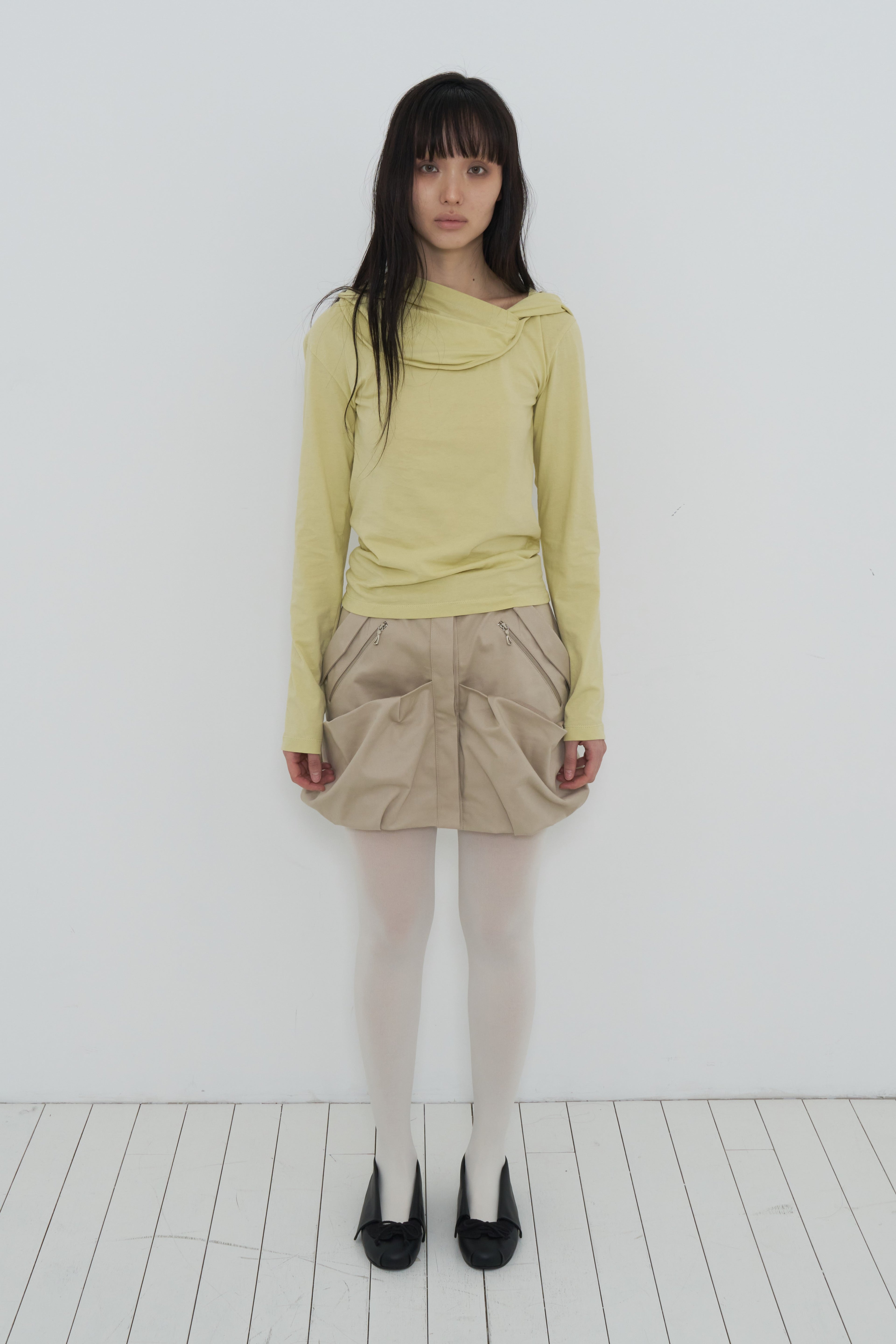 odly-workshop-fw-26-draped-hoodie-flax-beige-s
