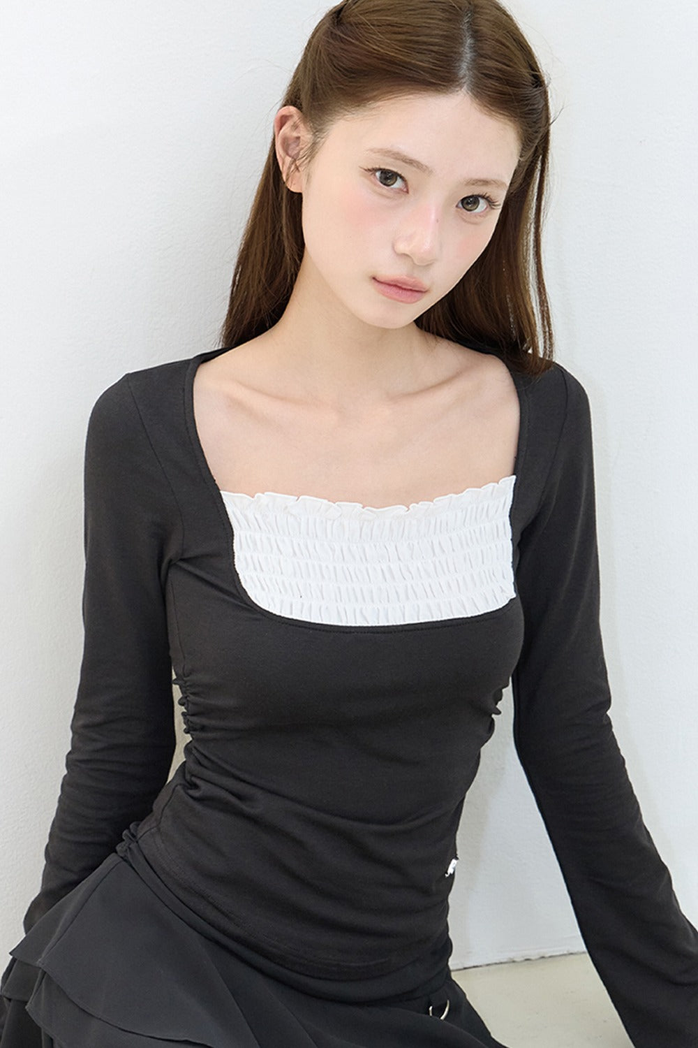 illigo-fw-26-smocked-square-neck-long-sleeve-black-black-s