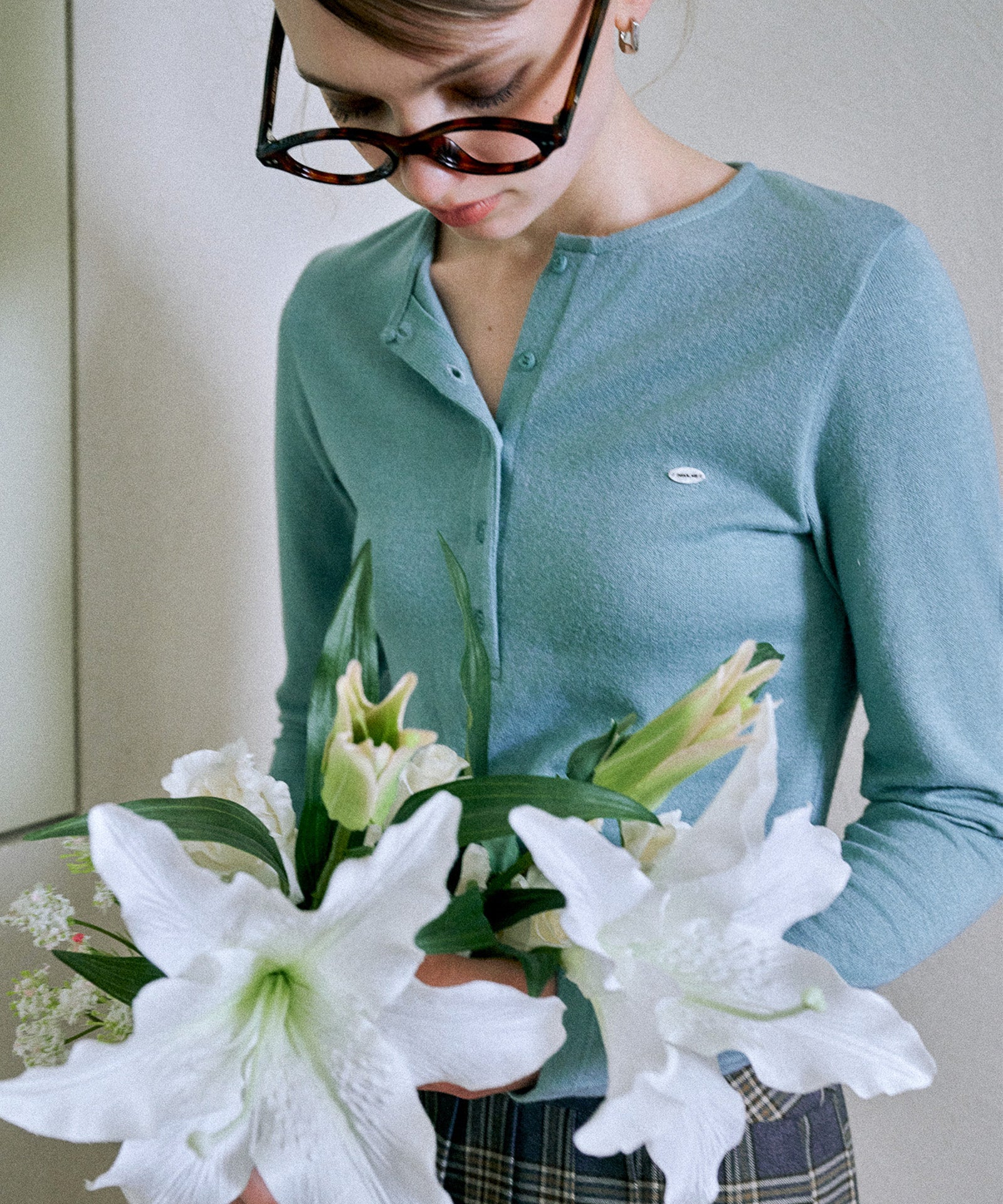 dear-me-ss-25-basic-henley-tshirt-(mint)