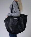 nastyfancyclub-fw-26-2-way-leather-big-bag-black-f26ze407-black-s