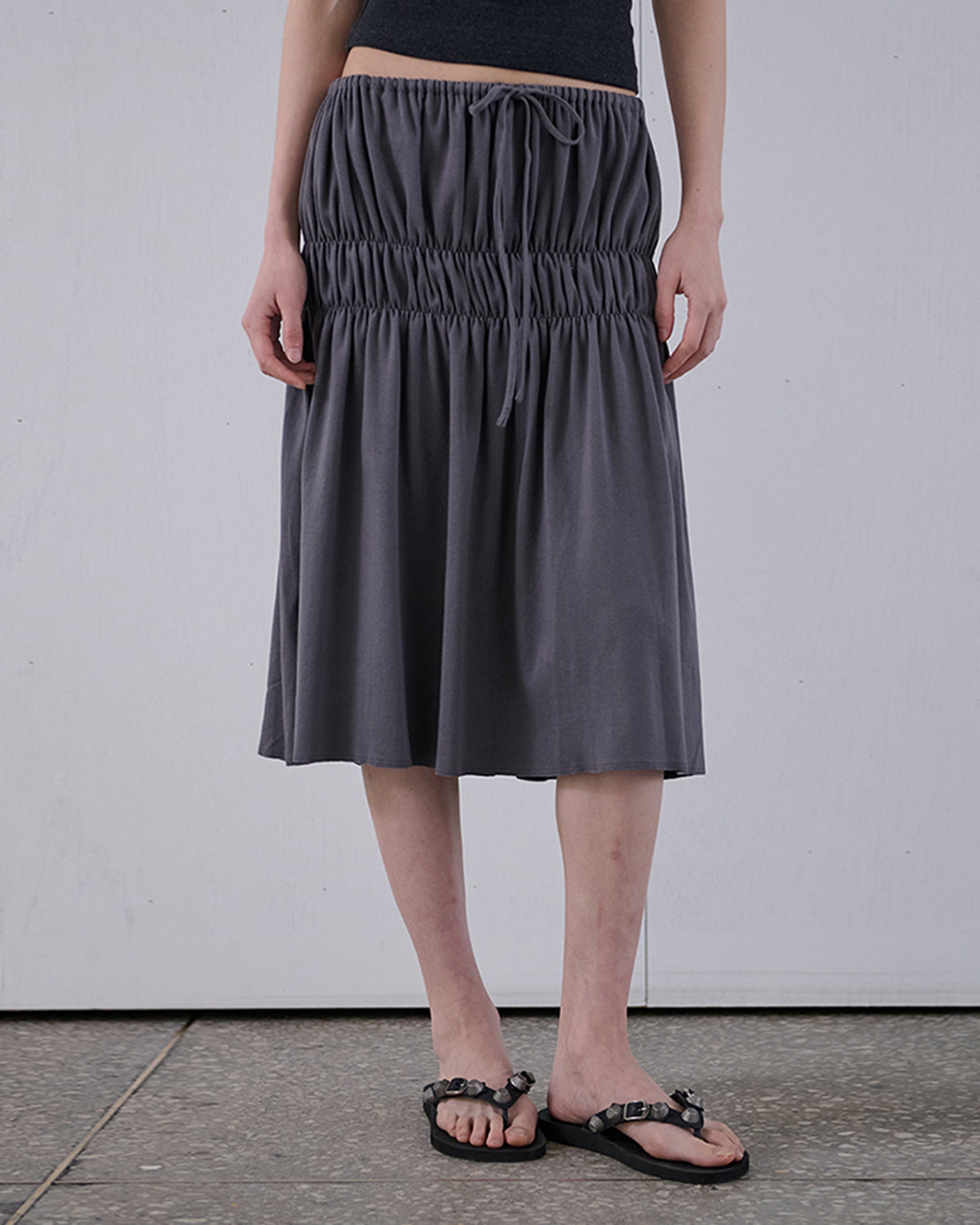 ordes-ss-26-gathered-jersey-midi-skirt-charcoal-charcoal-s