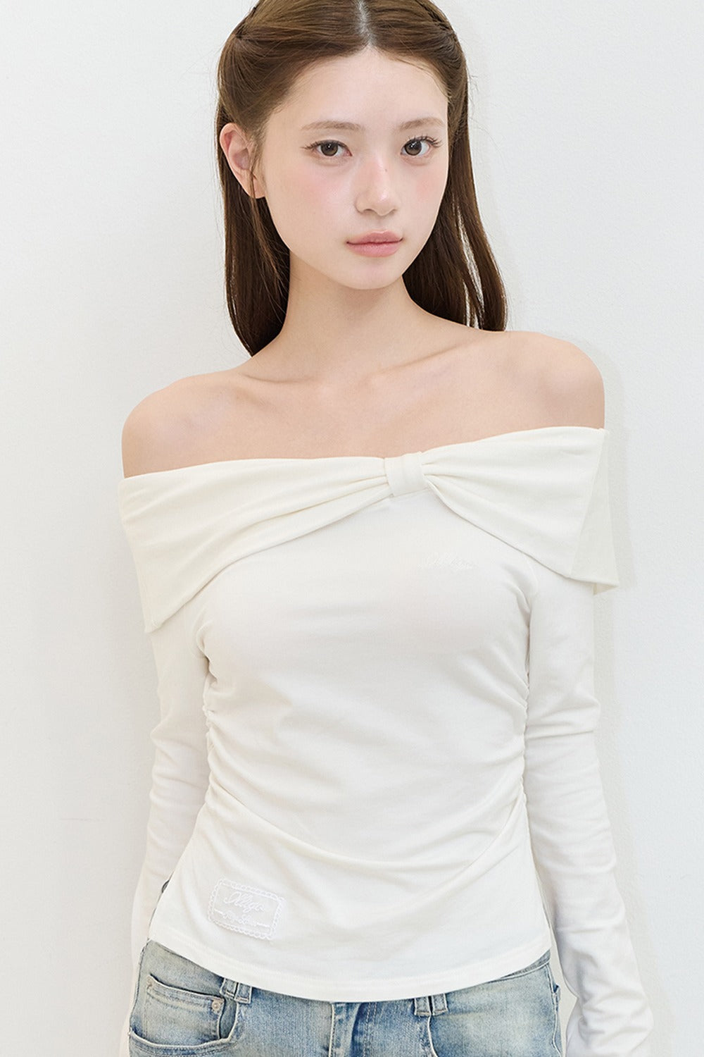 illigo-fw-26-bow-off-shoulder-long-sleeve-white-white-s