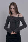 damio-fw-26-ruffle-draped-off-shoulder-knit-top-charcoal-charcoal-s