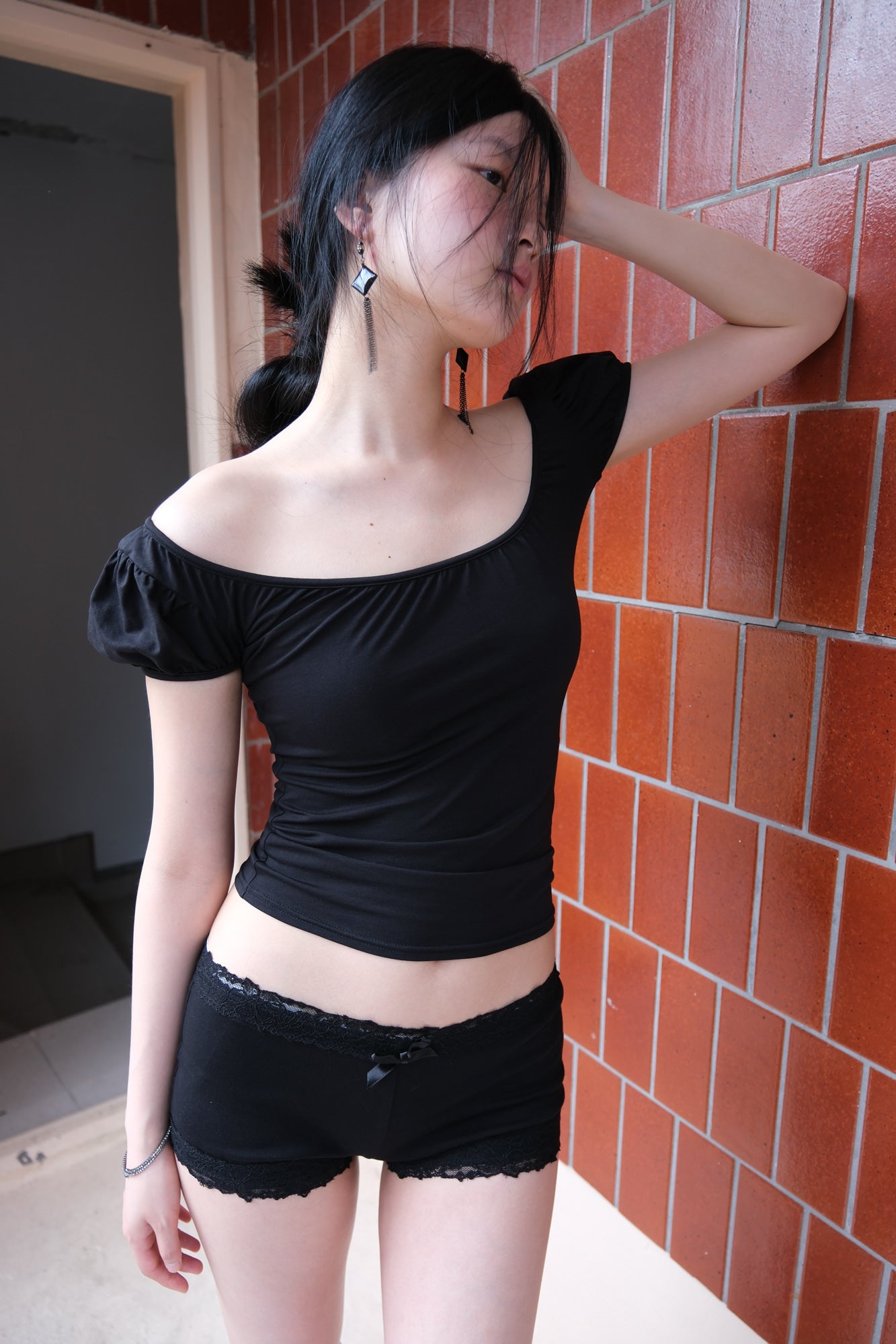 losesleepover-ss-26-bramble-gather-tee-black-black-s