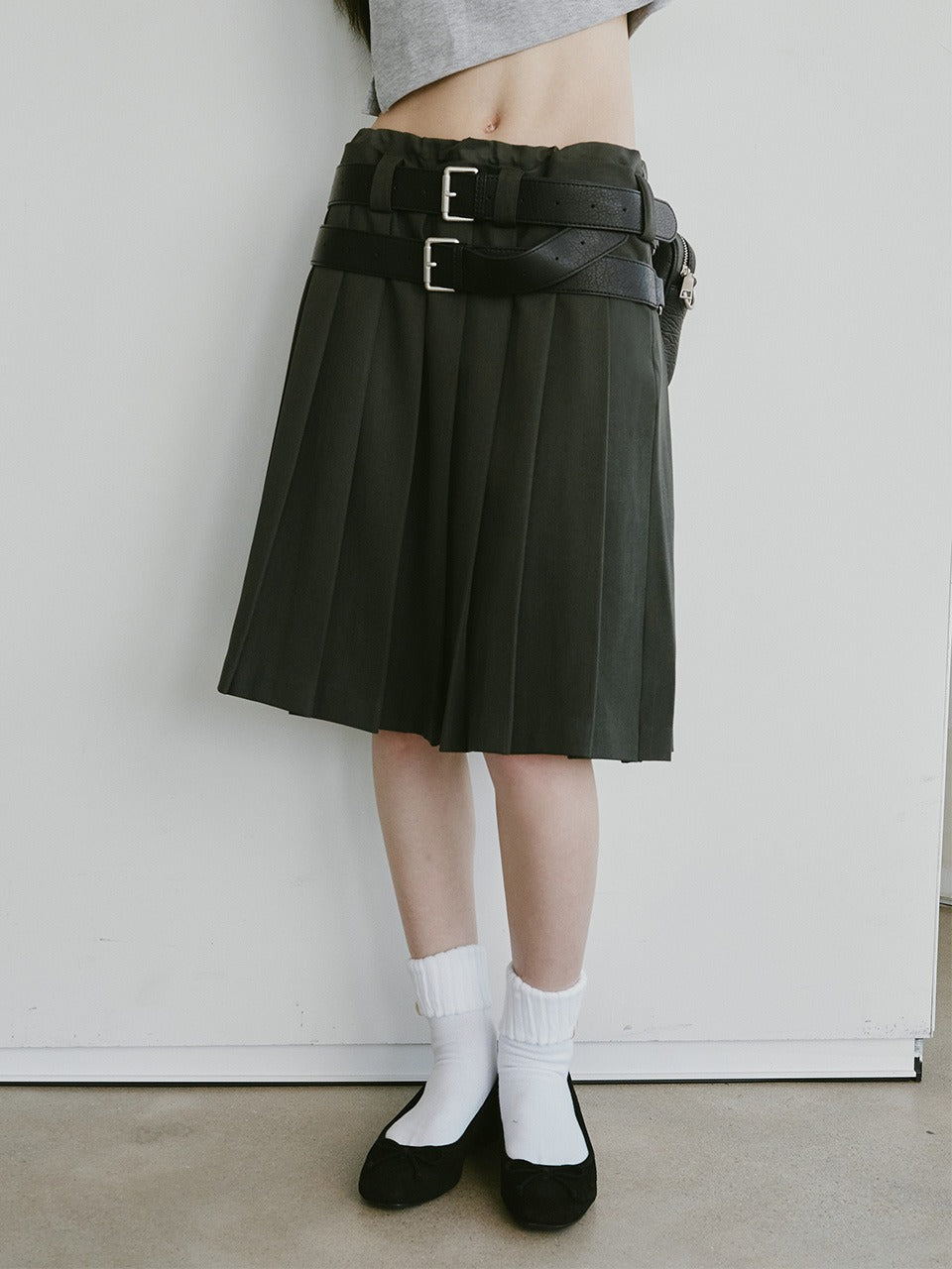 plzproject-ss-25-pleated-skirt-gray-gray-s