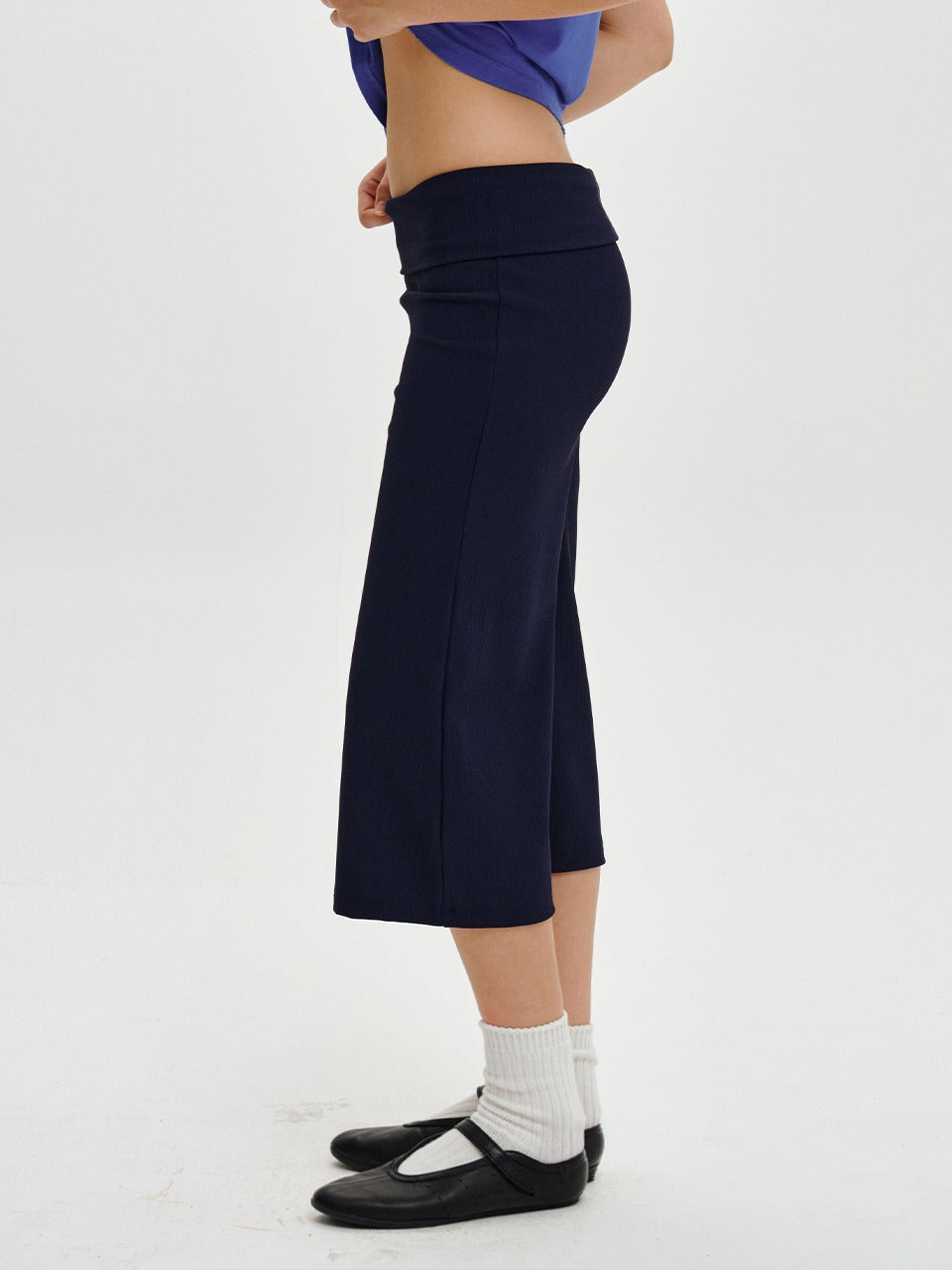 plzproject-fw-26-hailey-capri-pants-navy-navy-s