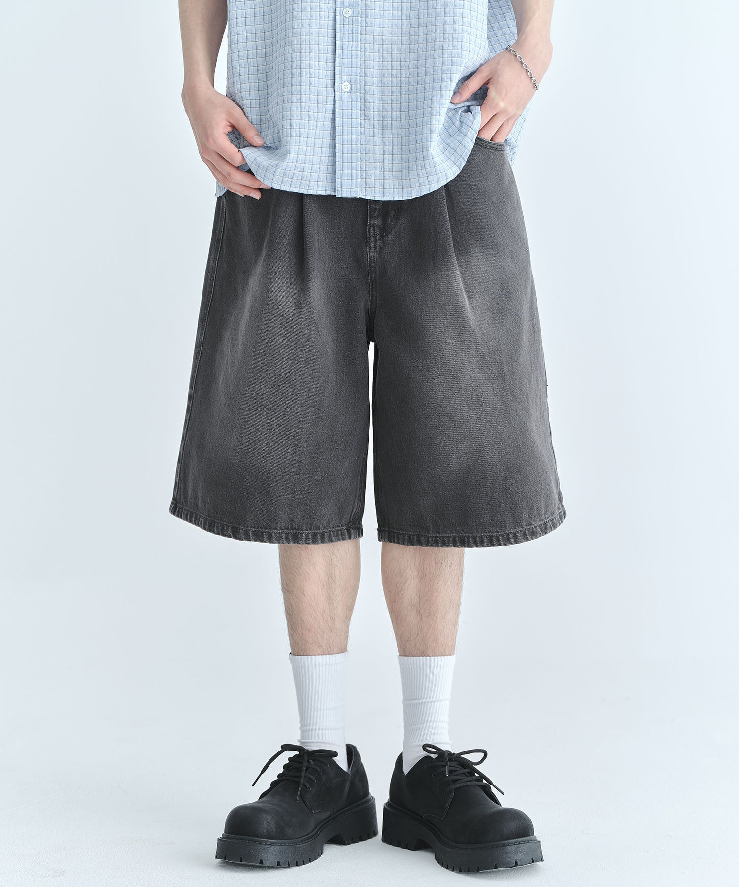 codegraphy-ss-26-denim-shorts-washing-black-black-s