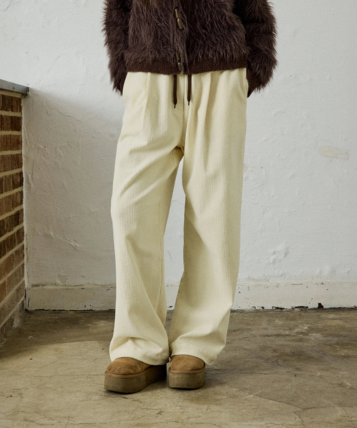 hokuspokus-fw-25-breezy-corduroy-banding-pants-ivory-ivory-s