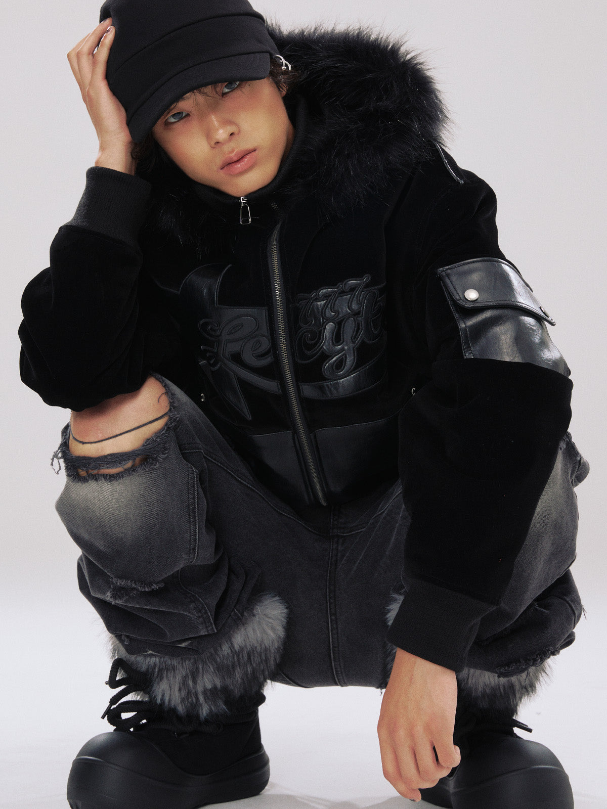 lecyto-ss-25-nebula-7-suede-hood-jumper-black-black-s