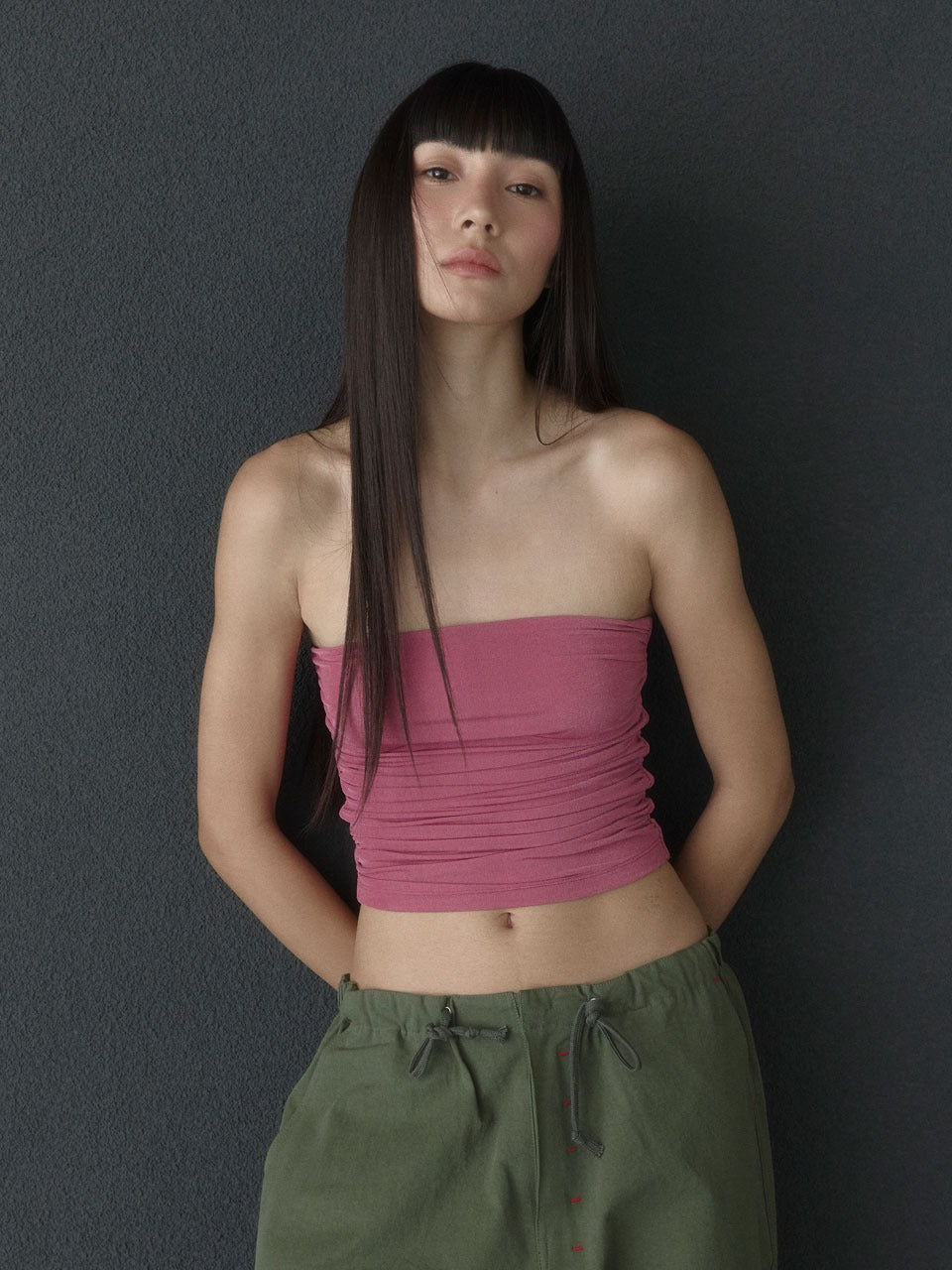 visus-ss-25-wrinkle-tube-top_pink-flambe