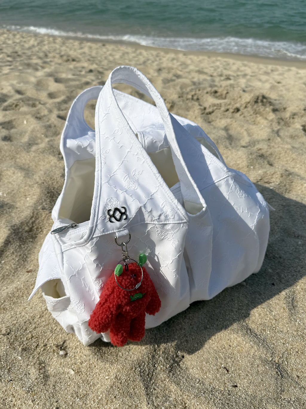 siweol107-ss-25-jacquard-shoulder-bag-(white)