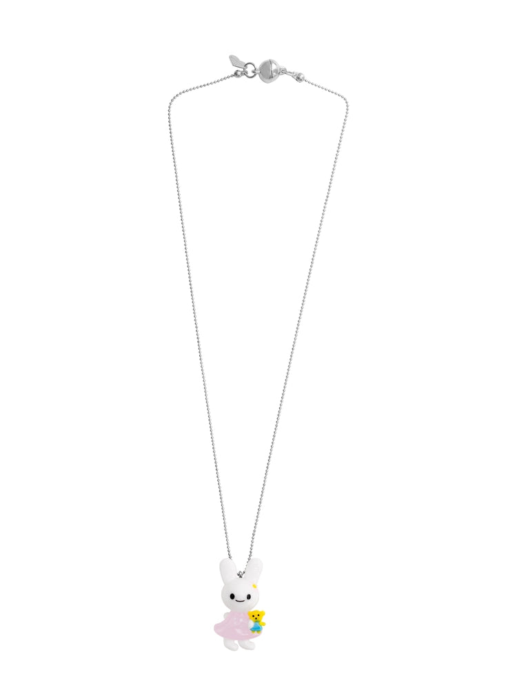 swingset-fw-26-x-youngart-glass-kiddy-hugs-jini-necklace-pink-s