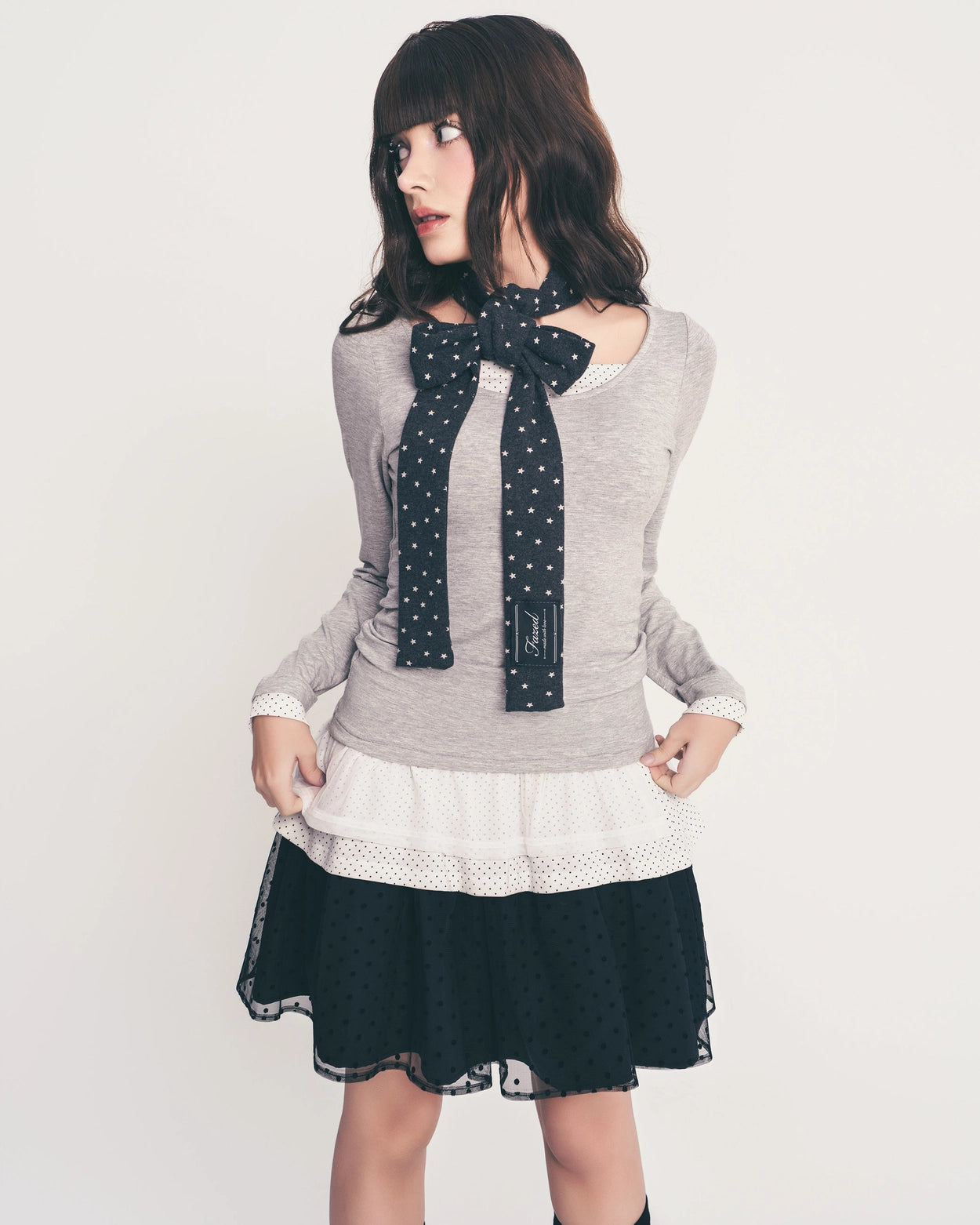 fazed-fw-24-starry-long-scarf-charcoal