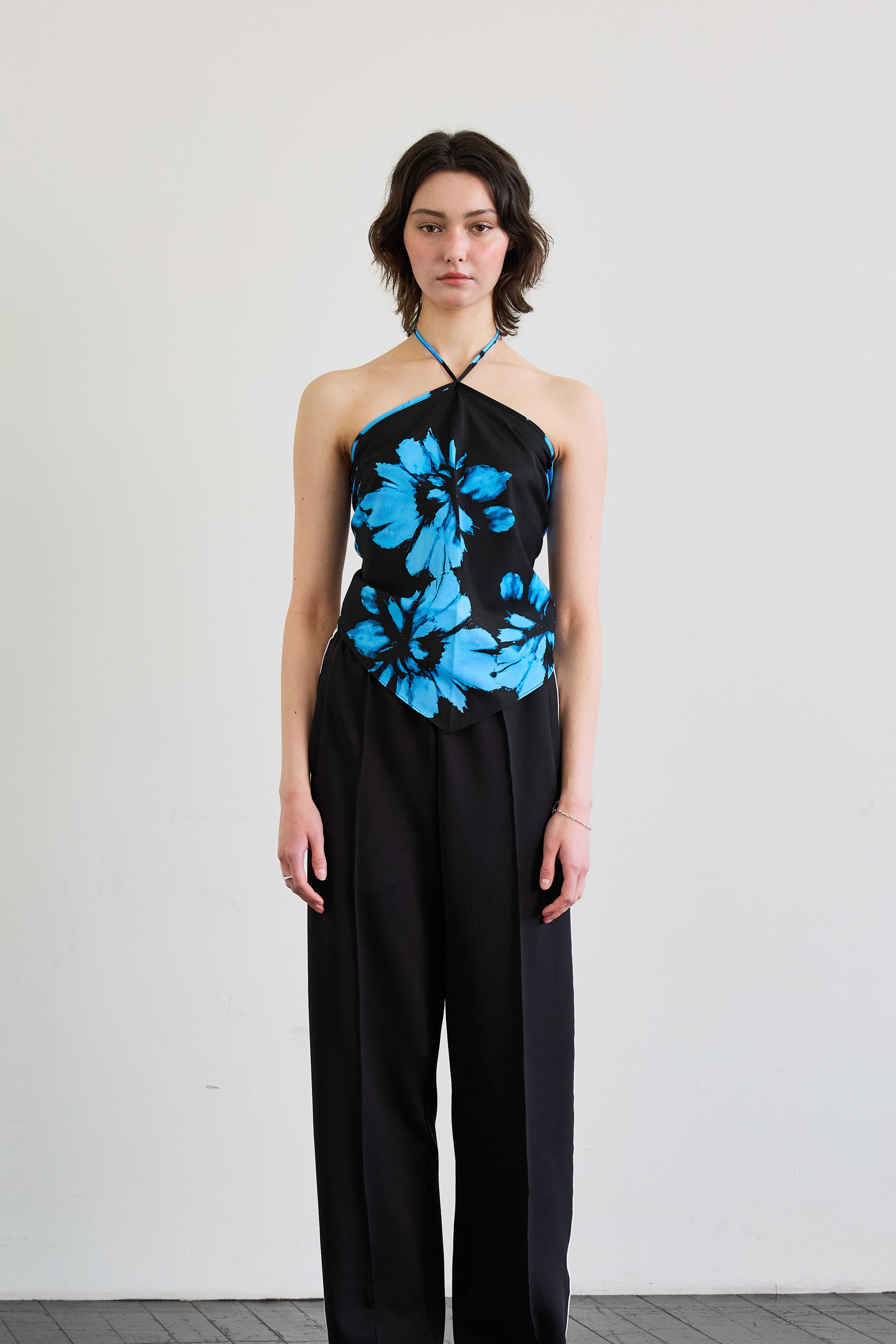 ari-ss-25-flutter-halterneck-/-blue