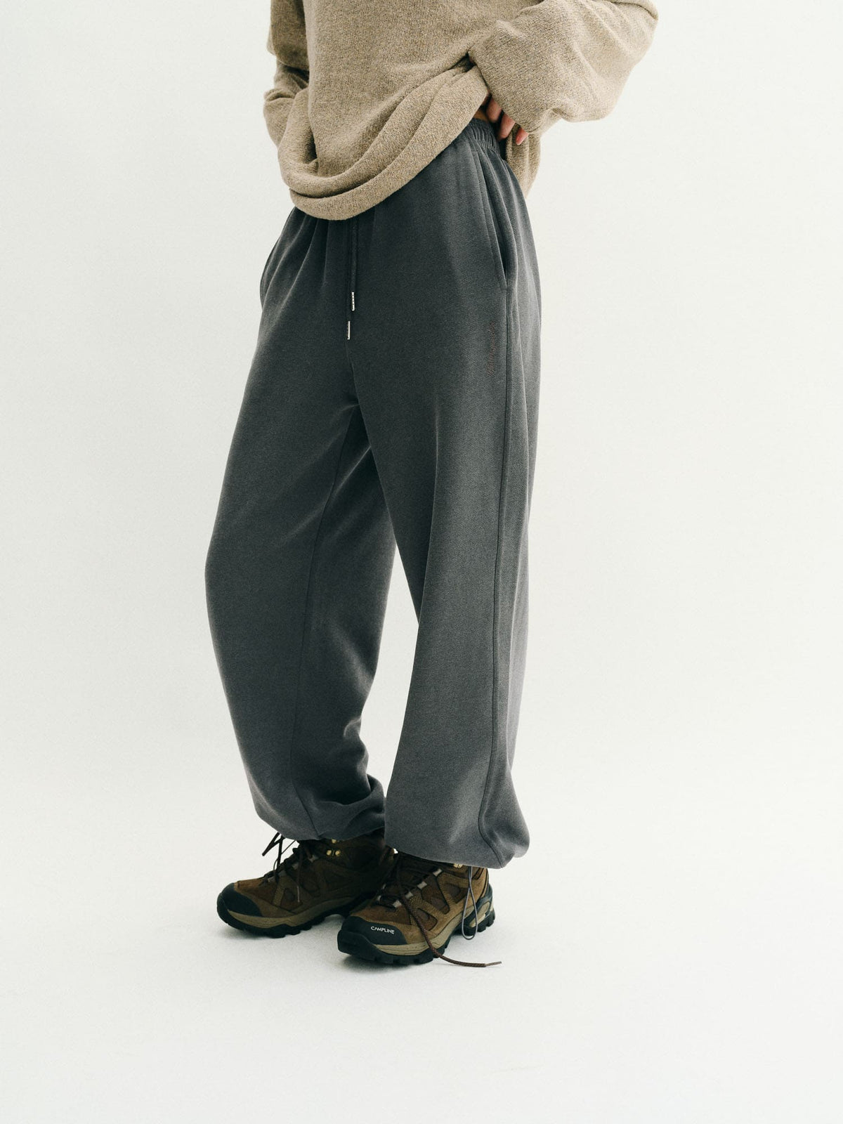 thefeu-fw-26-pigment-sweat-pants-charcoal-charcoal-s