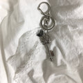aubrey-fw-25-key-lace-ribbon-keyring-silver-o
