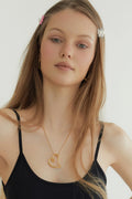 lolla-seasonless-sweetheart-necklace