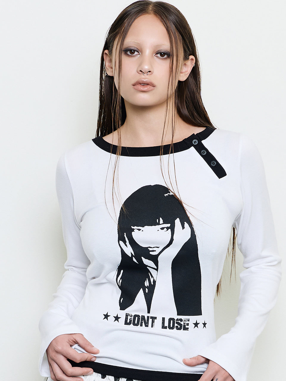 luv-is-true-fw-25-ev-button-long-sleeve-tee-white-white-s