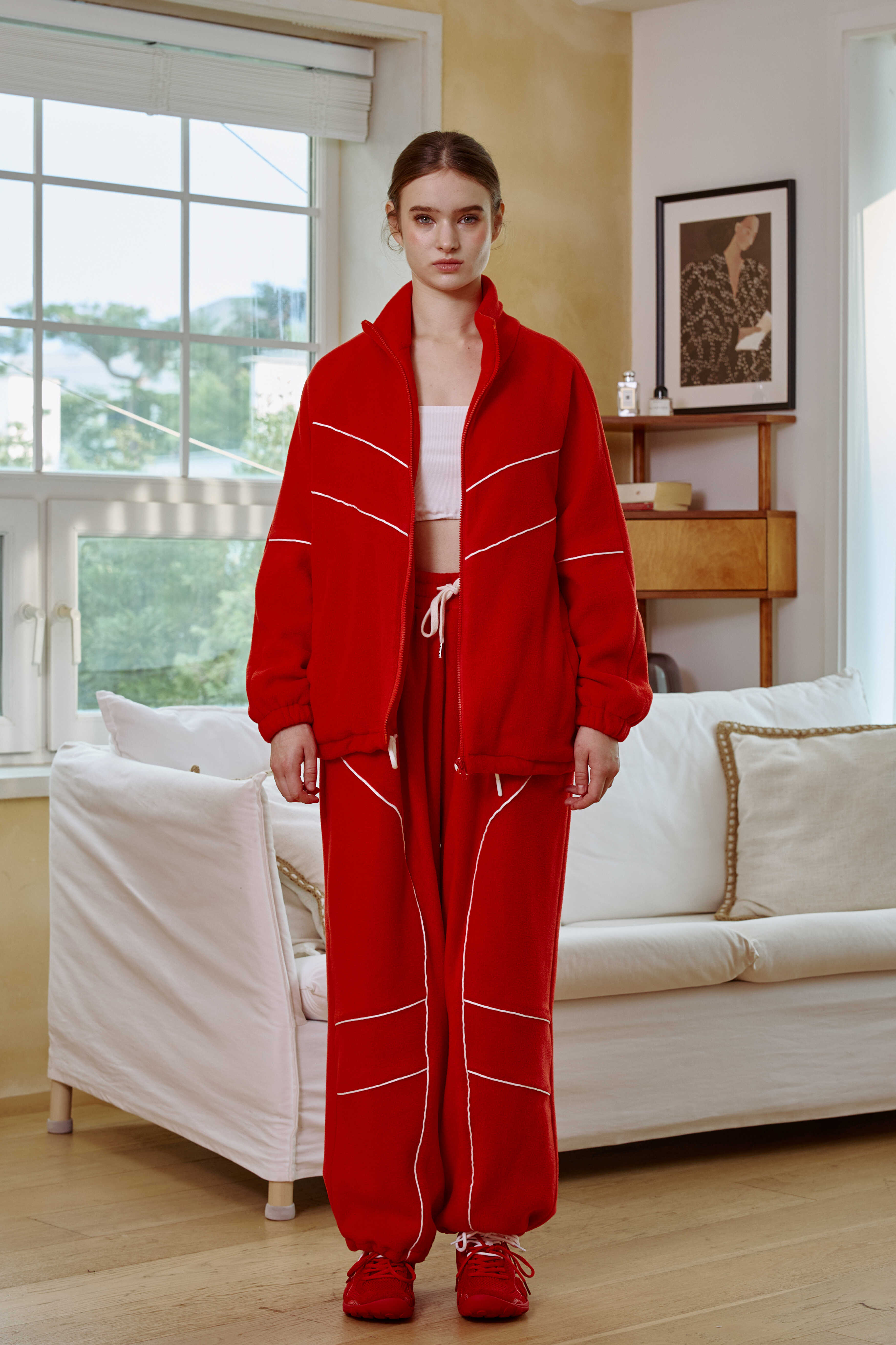 ari-fw-25-kiki-fleece-zip-up-red-red-s