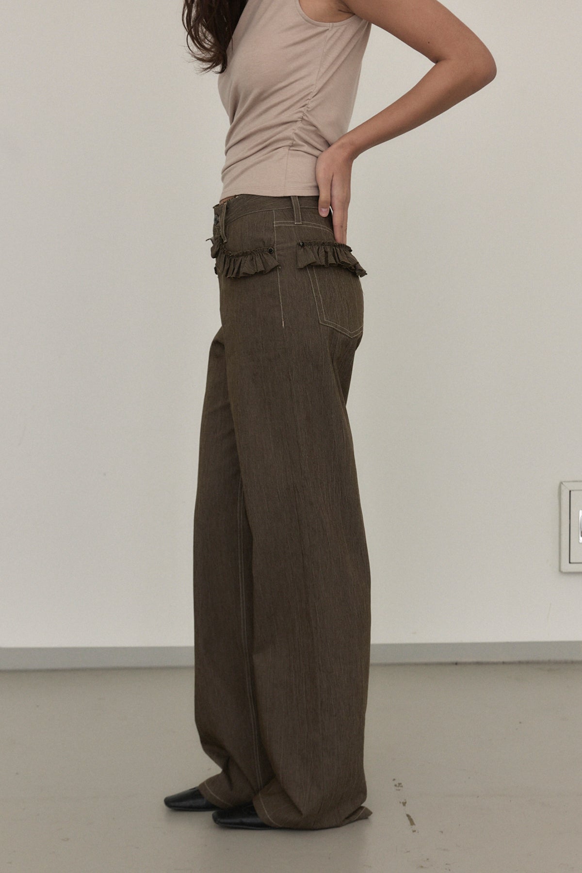 dode-fw-25-zelda-ruffles-denim-pants-brown-brown-s