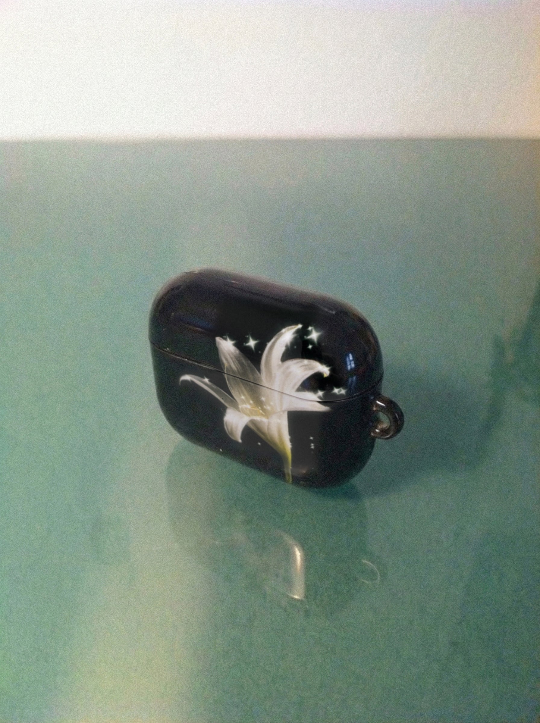 atta-ss-26-the-dawn-airpod-buds-case-black-o