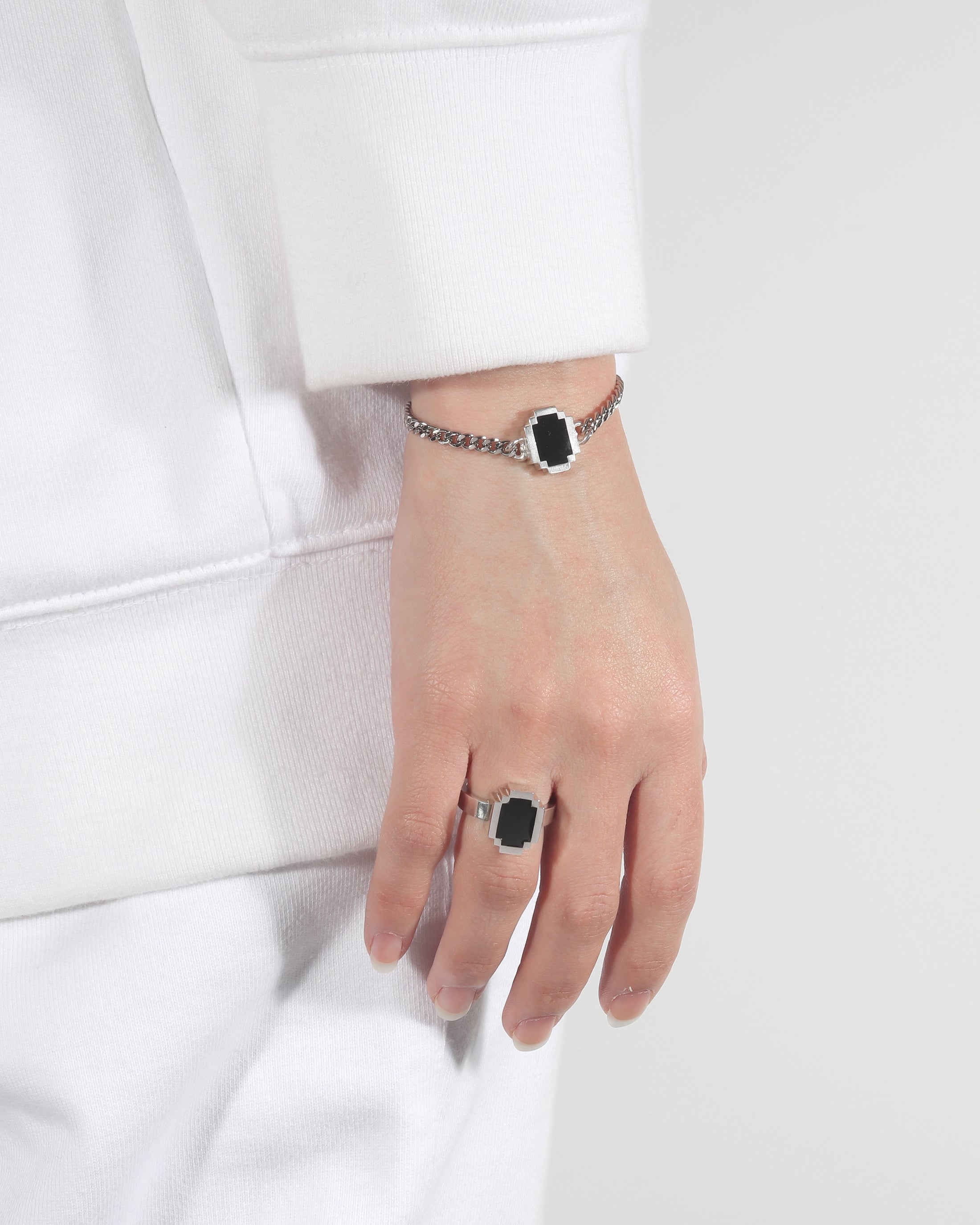 nonenon-seasonless-pixel-oval-rng-silver925-silver-o