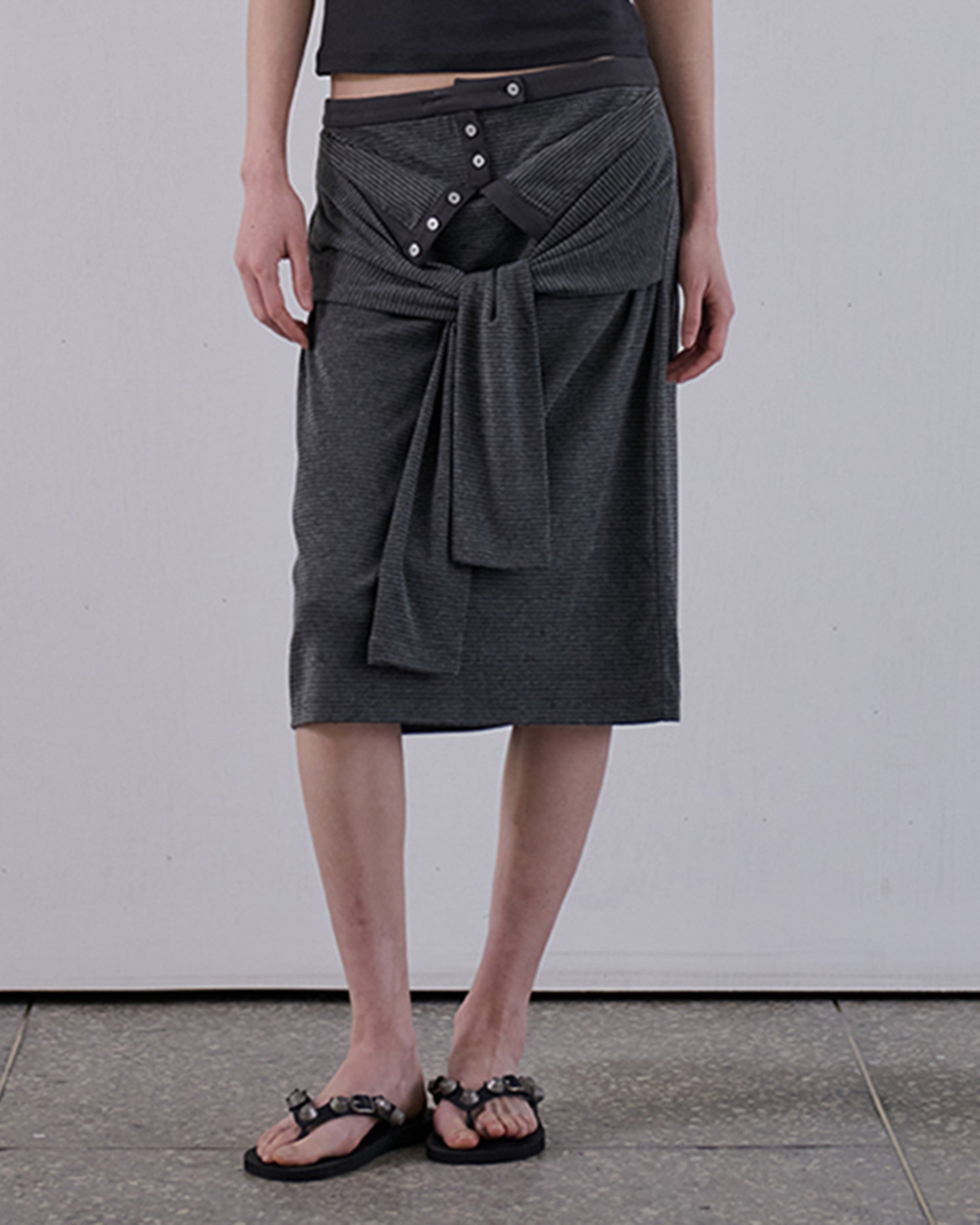 ordes-ss-26-stripe-wrap-tie-skirt-charcoal-charcoal-s