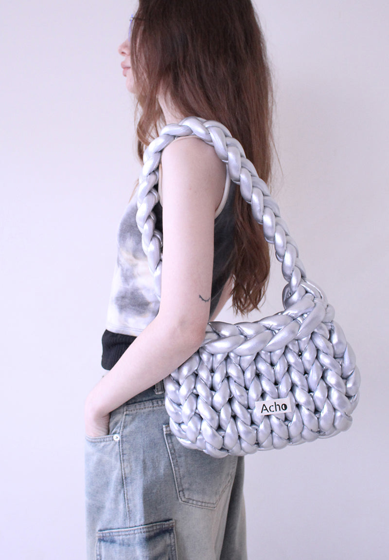 acho-fw-25-glossy-signature-shoulder-bag-silver-silver-s
