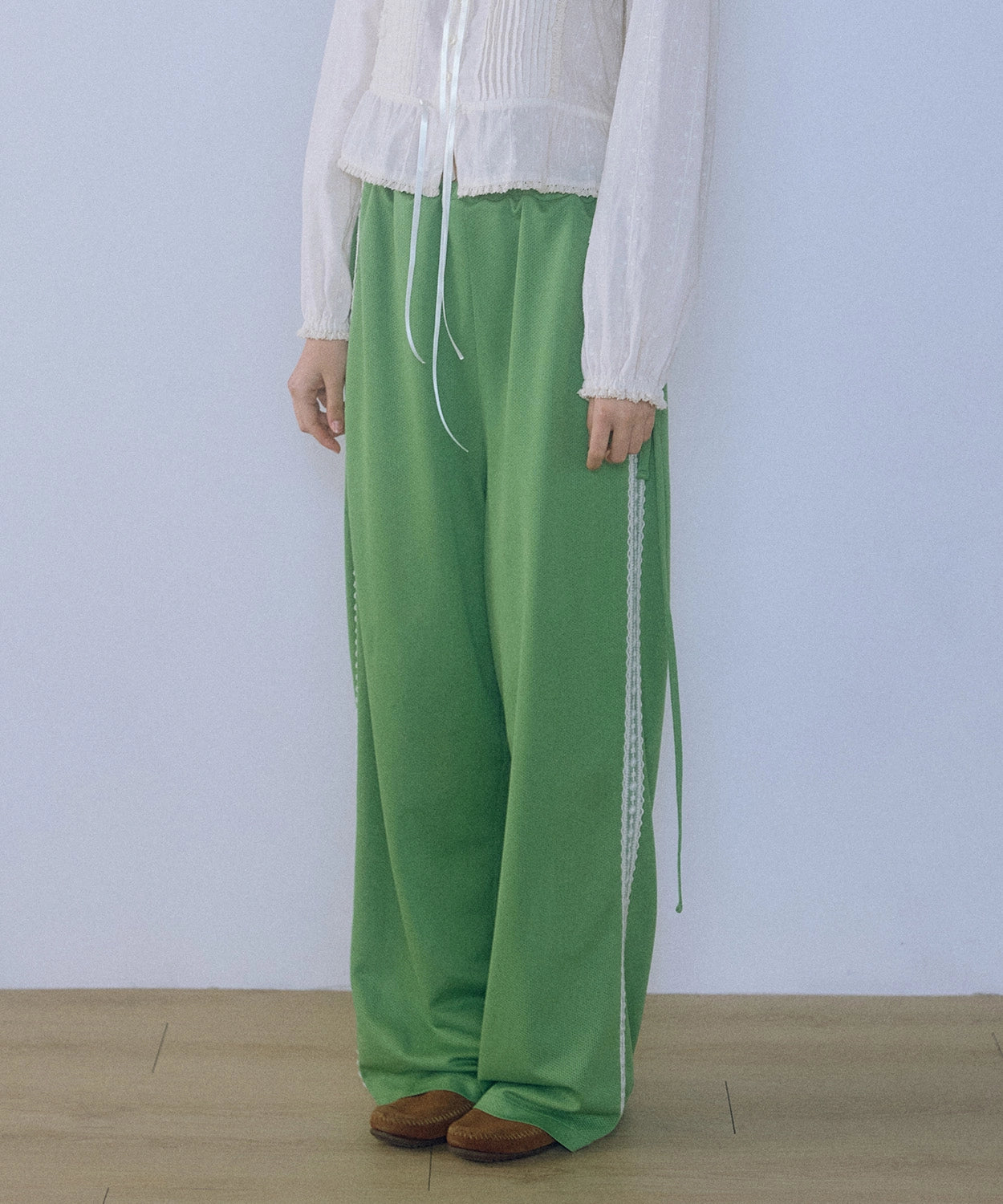 hokuspokus-ss-25-air-mesh-track-pantsolive-green-navy-s