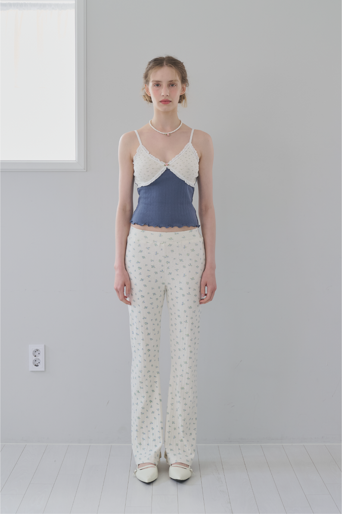 schnee-fw-25-flower-bootcut-pants-ivory-ivory-s