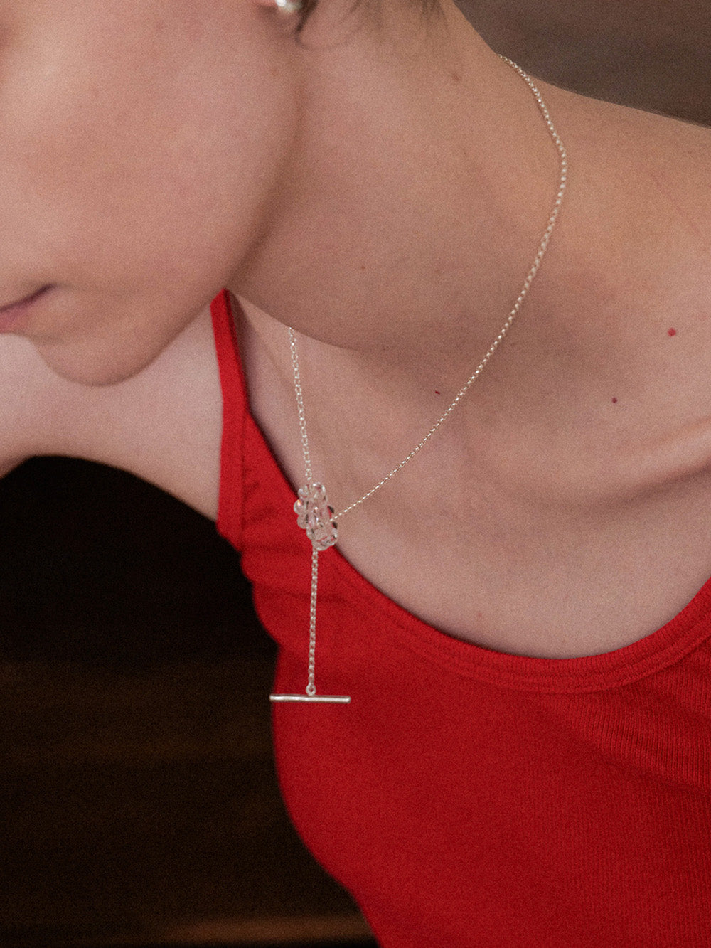 midnight-moment-ss-26-oblique-clear-toggle-necklace-silver-s