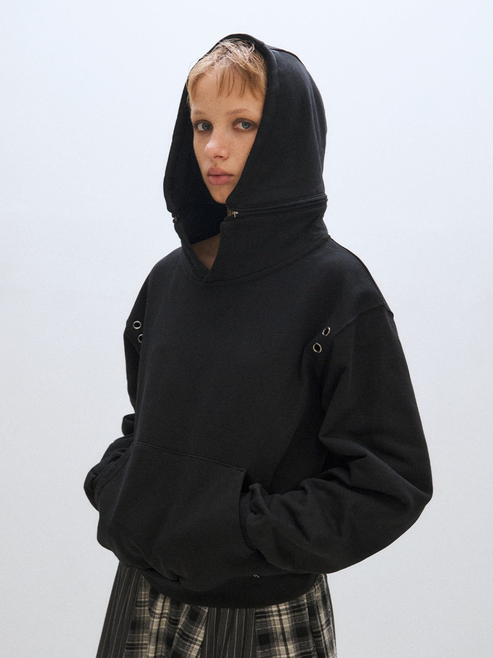 plzproject-fw-25-two-way-hood-black-black-s