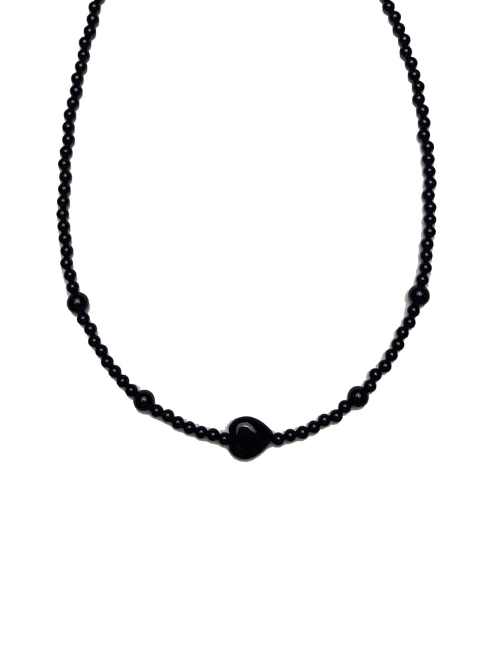 lombrillant-seasonless-heart-onyx-choker-necris