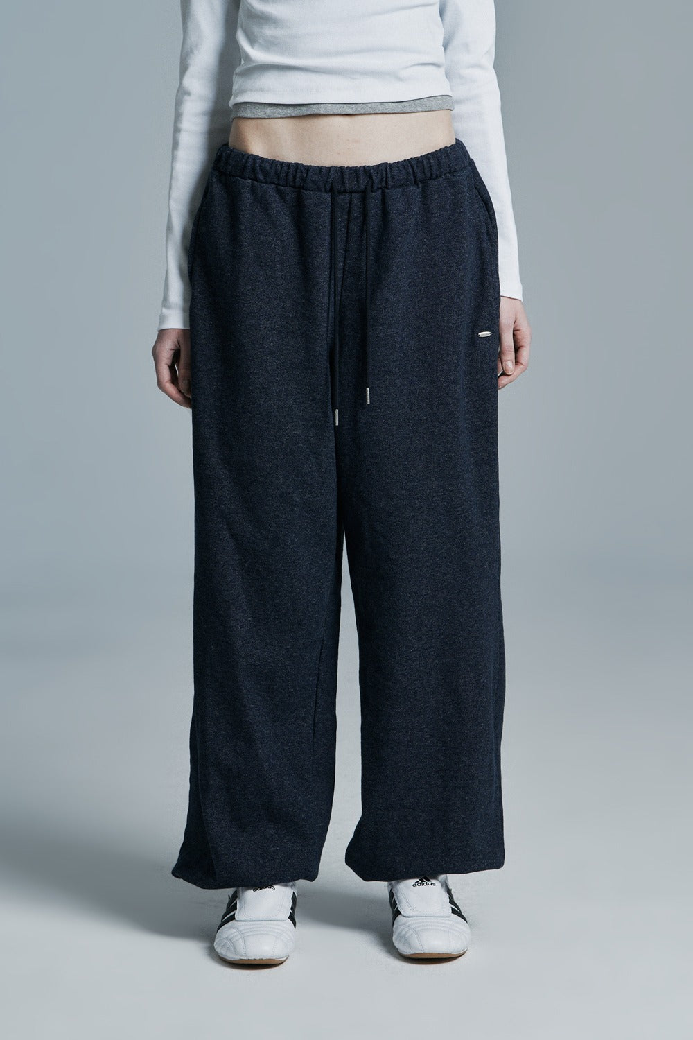 synerjyn-fw-25-indigo-denim-sweatpants-blue-blue-s