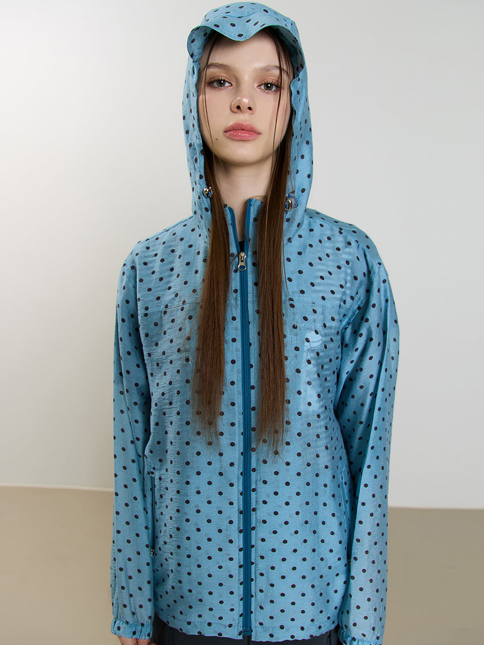 luv-is-true-ss-25-sm-windbreaker-blue-blue-s