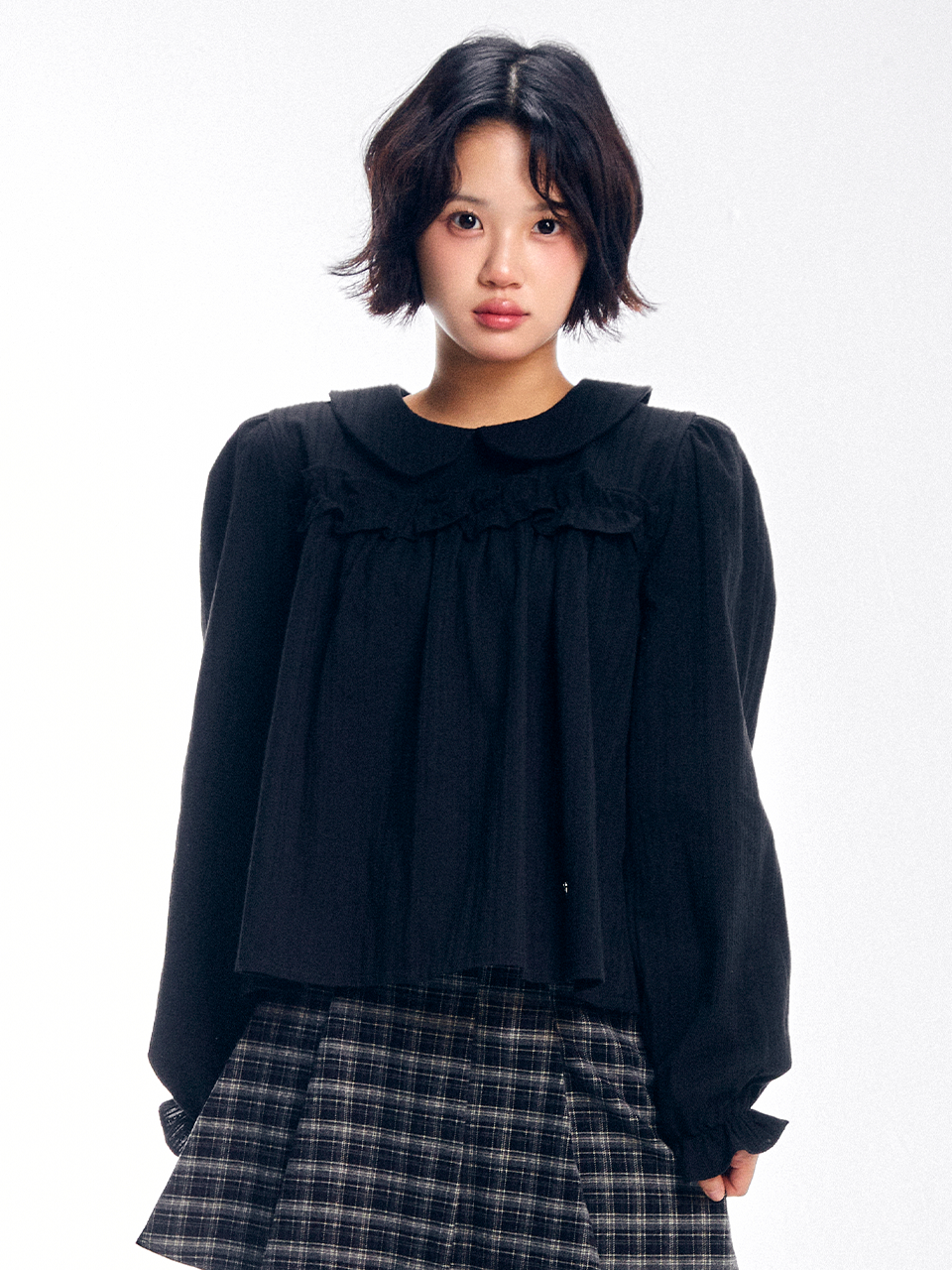 adorebelle-ss-26-round-collar-ruffle-blouse-black-black-s