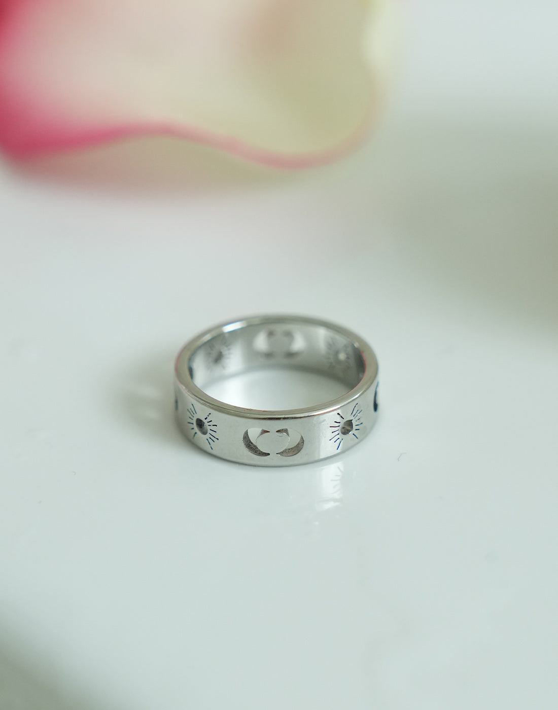boho-libertude-ss-26-sunbun-ring-silver-s