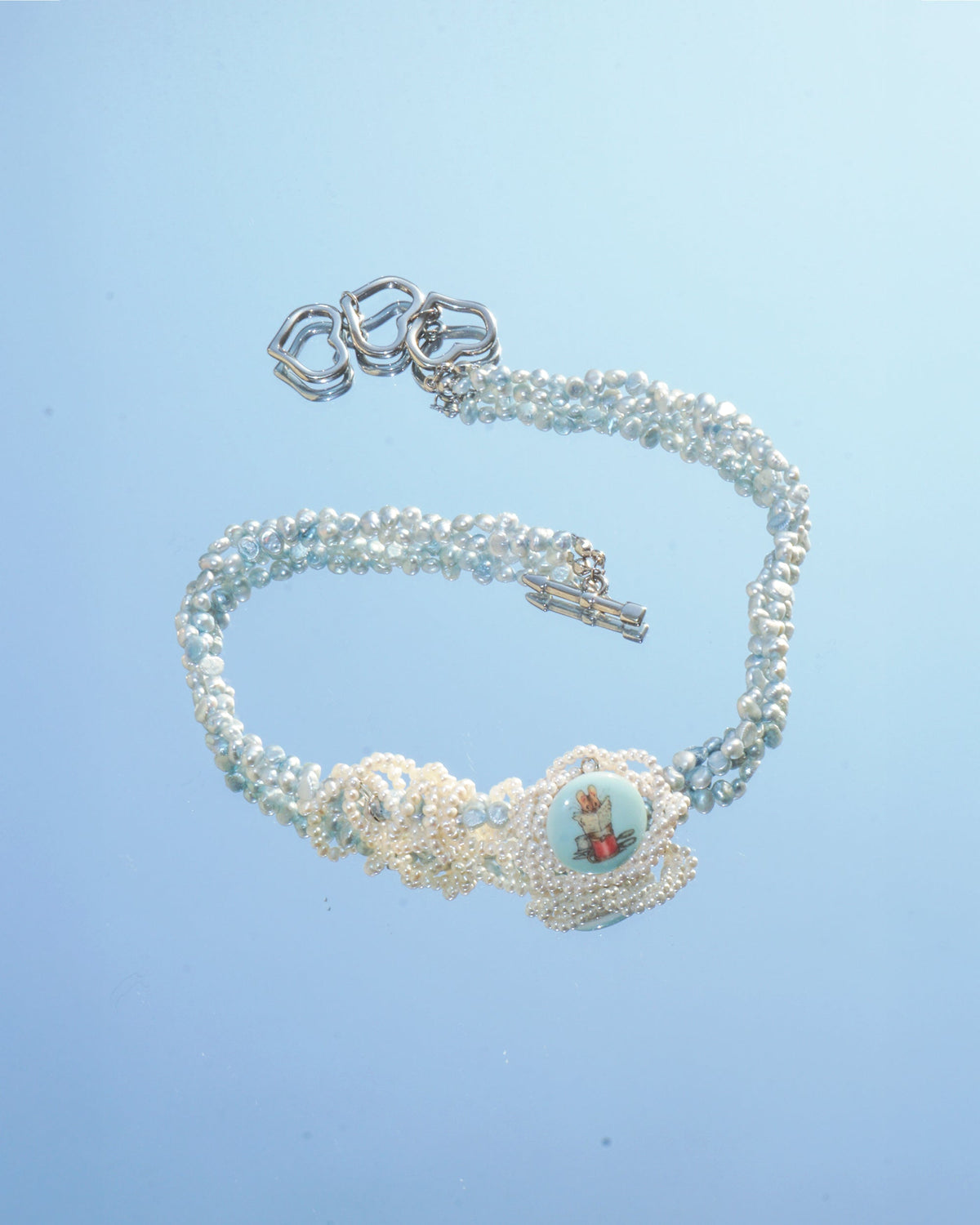 huggingoat-fw-26-special-004-white-s