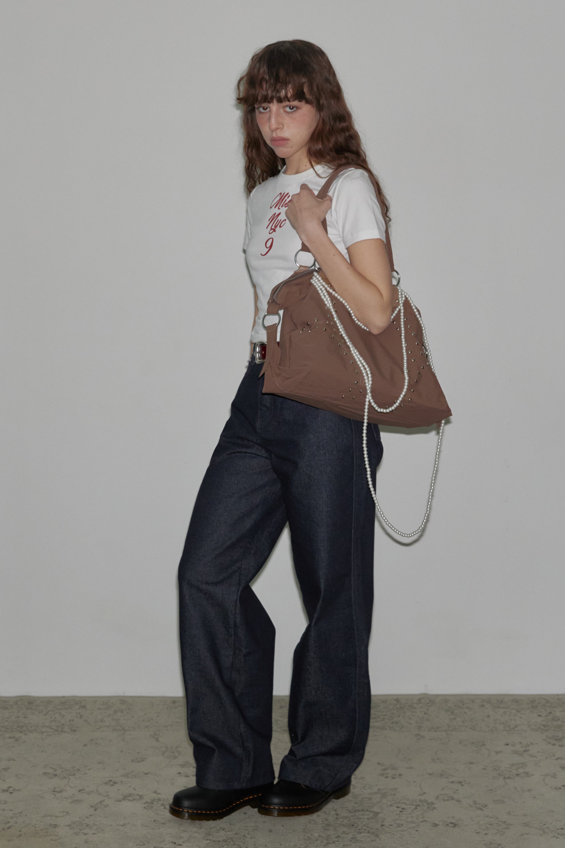 venecy-ss-25-pearl-chain-wide-denim-indigo