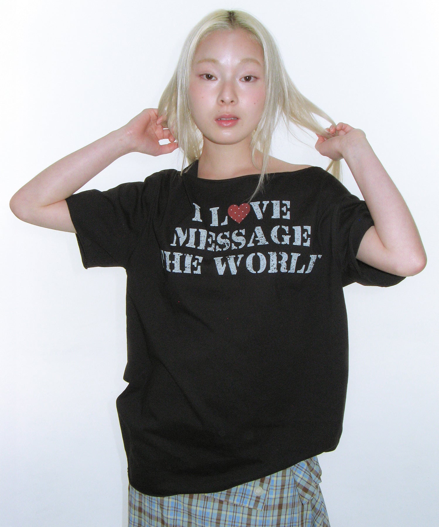 ames-worldwide-ss-26-love-message-over-tee-black-black-s