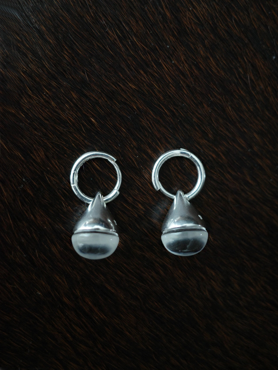 dazzling-club-fw-25-ice-tear-earring-925-silver-silver-s