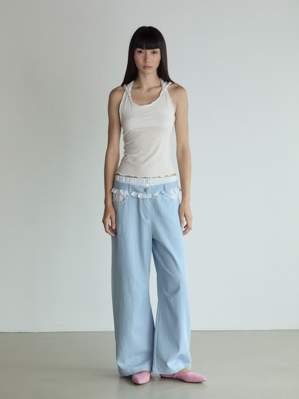 visus-ss-25-frill-block-pants_light-blue