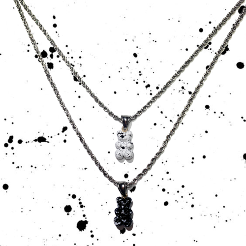 3amgang-seasonless-ink-marble-bear-necklace-2color