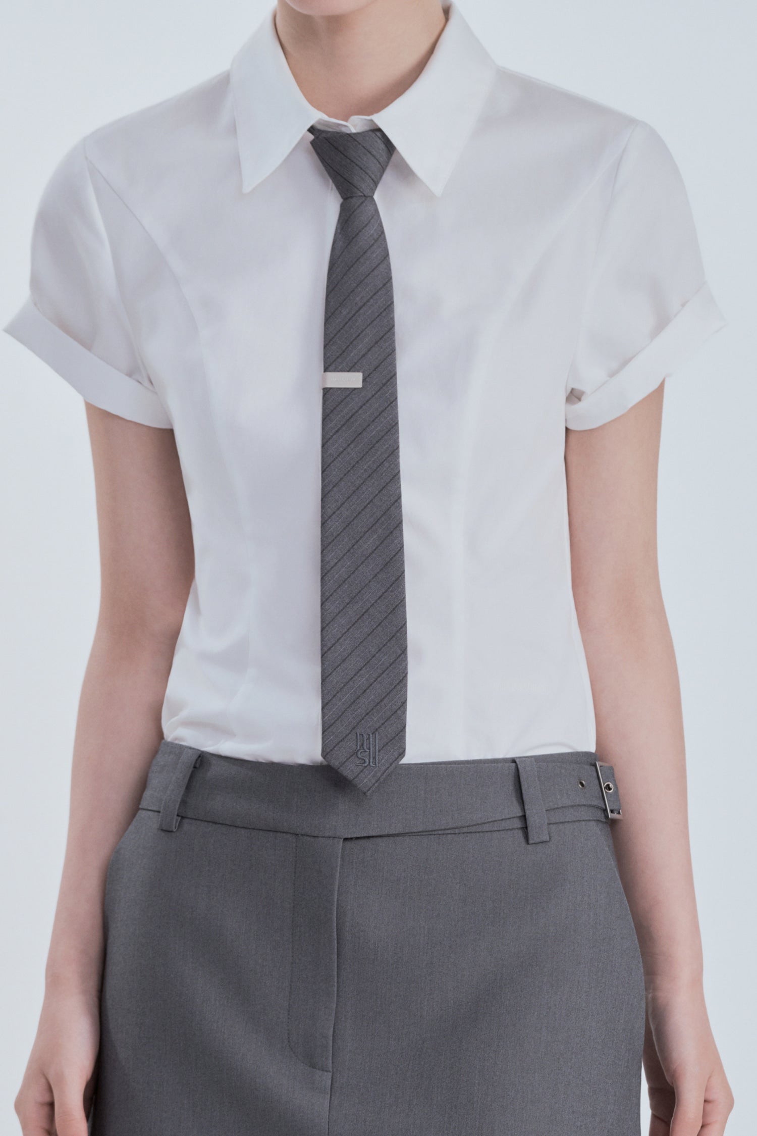 mausoleum-fw-26-logo-embroidered-slim-suit-tie-gray-gray-s