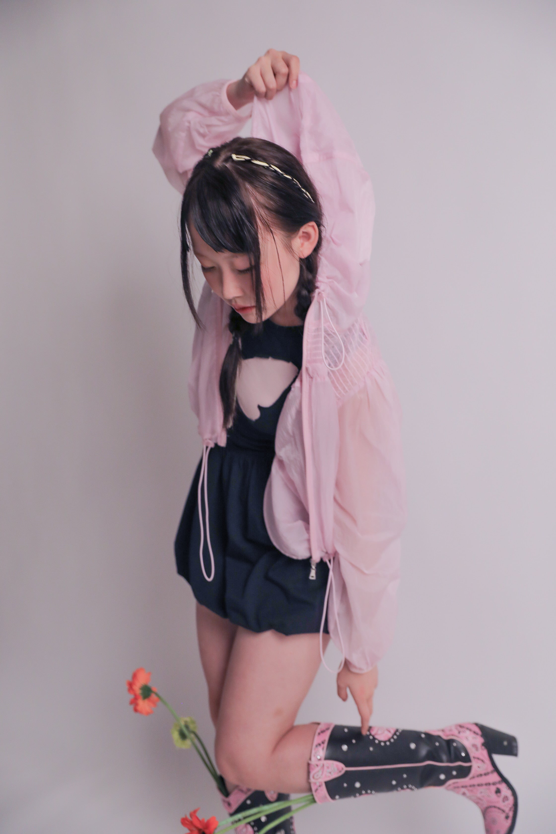 kichica-ss-25-frill-smoking-windbreaker-jumper-_pink