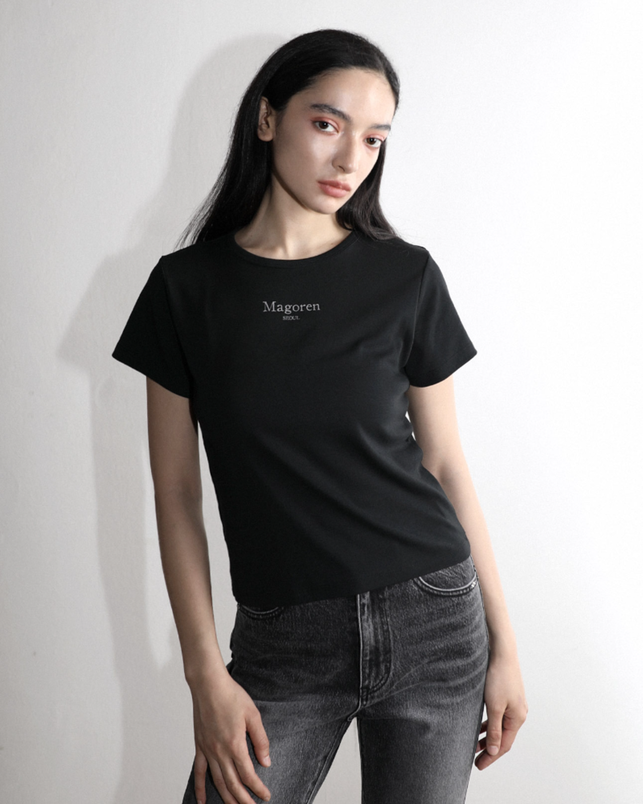magoren-seoul-ss-25-magoren-logo-t-shirt-black-black-s