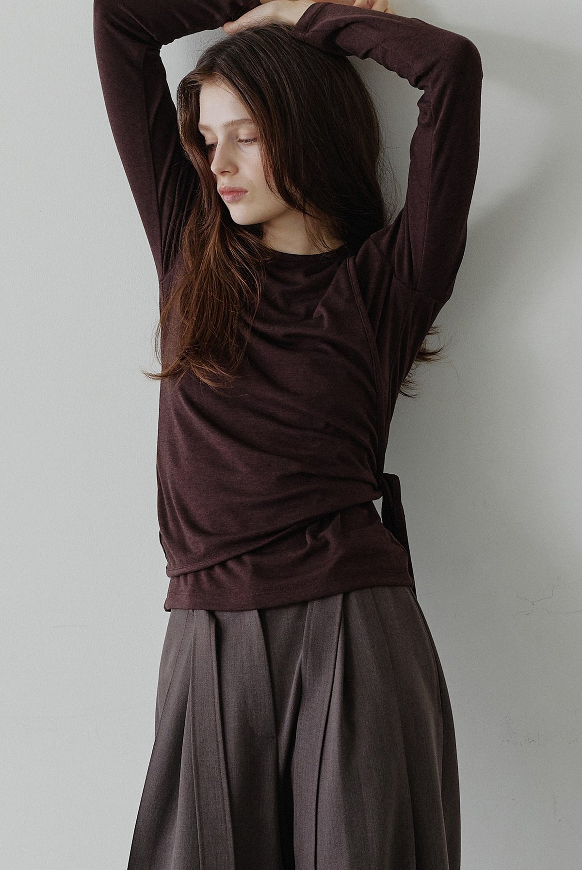 makeatoast-fw-26-cut-out-side-wrap-t-shirt-brown-brown-s