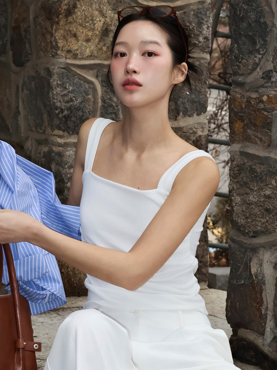 joorti-ss-25-shirring-square-neck-sleeveless-3-colors-j1707