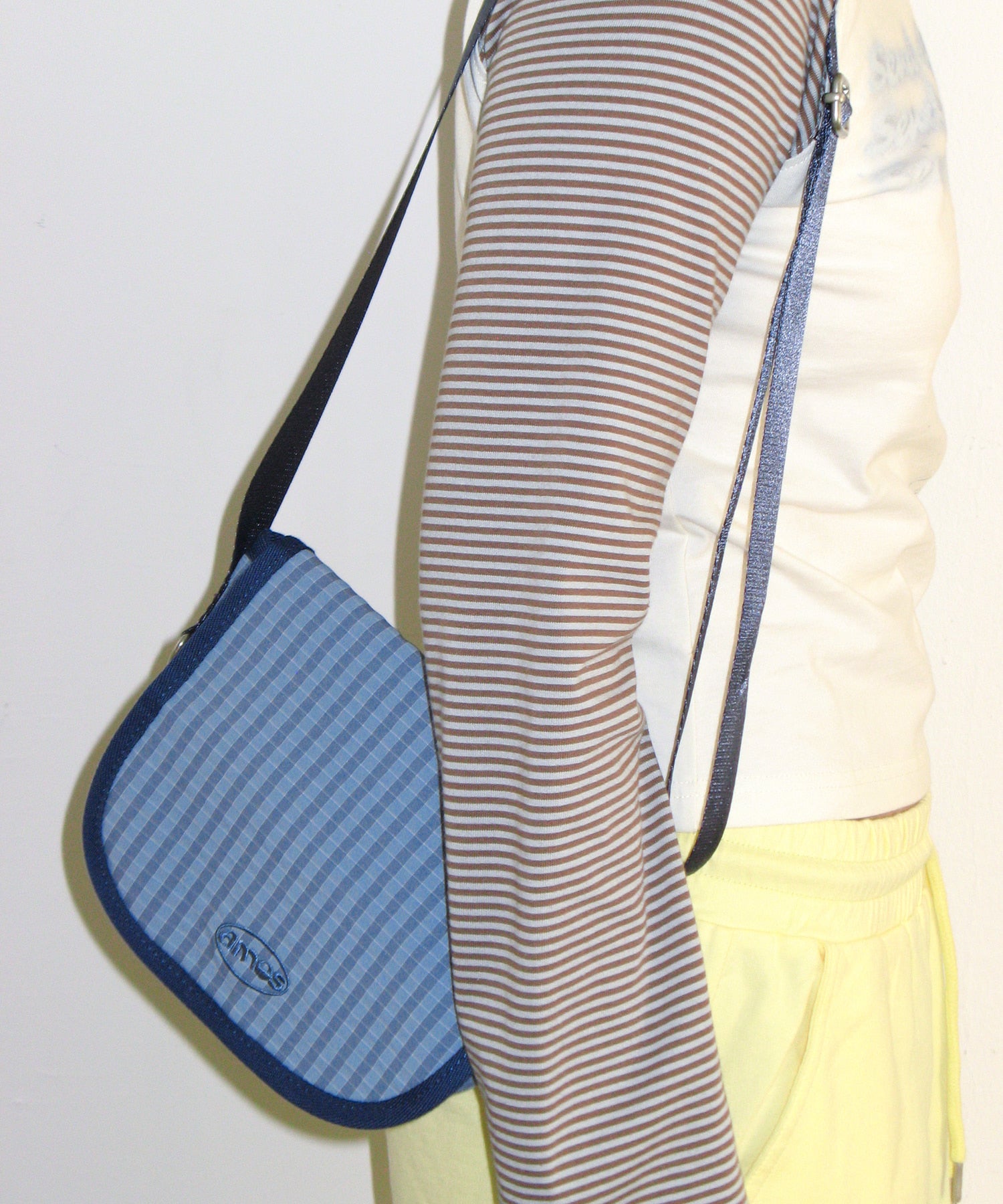 ames-worldwide-ss-26-nylon-easy-cross-bag-blue-blue-s