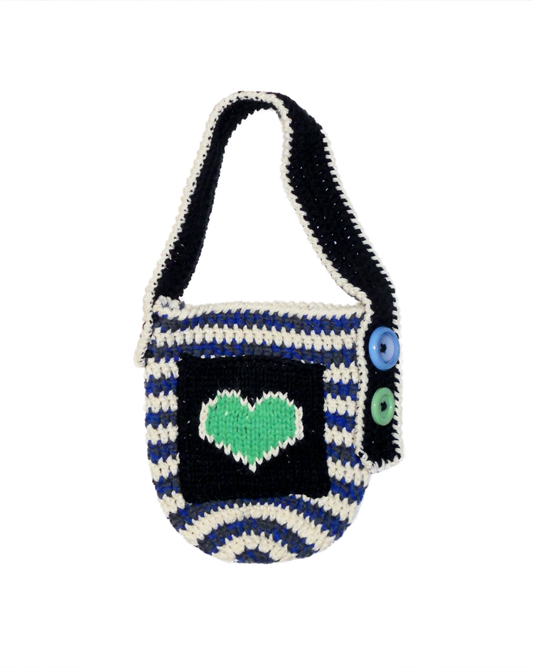 clumsycake-ss-26-love-bag-black-black-s